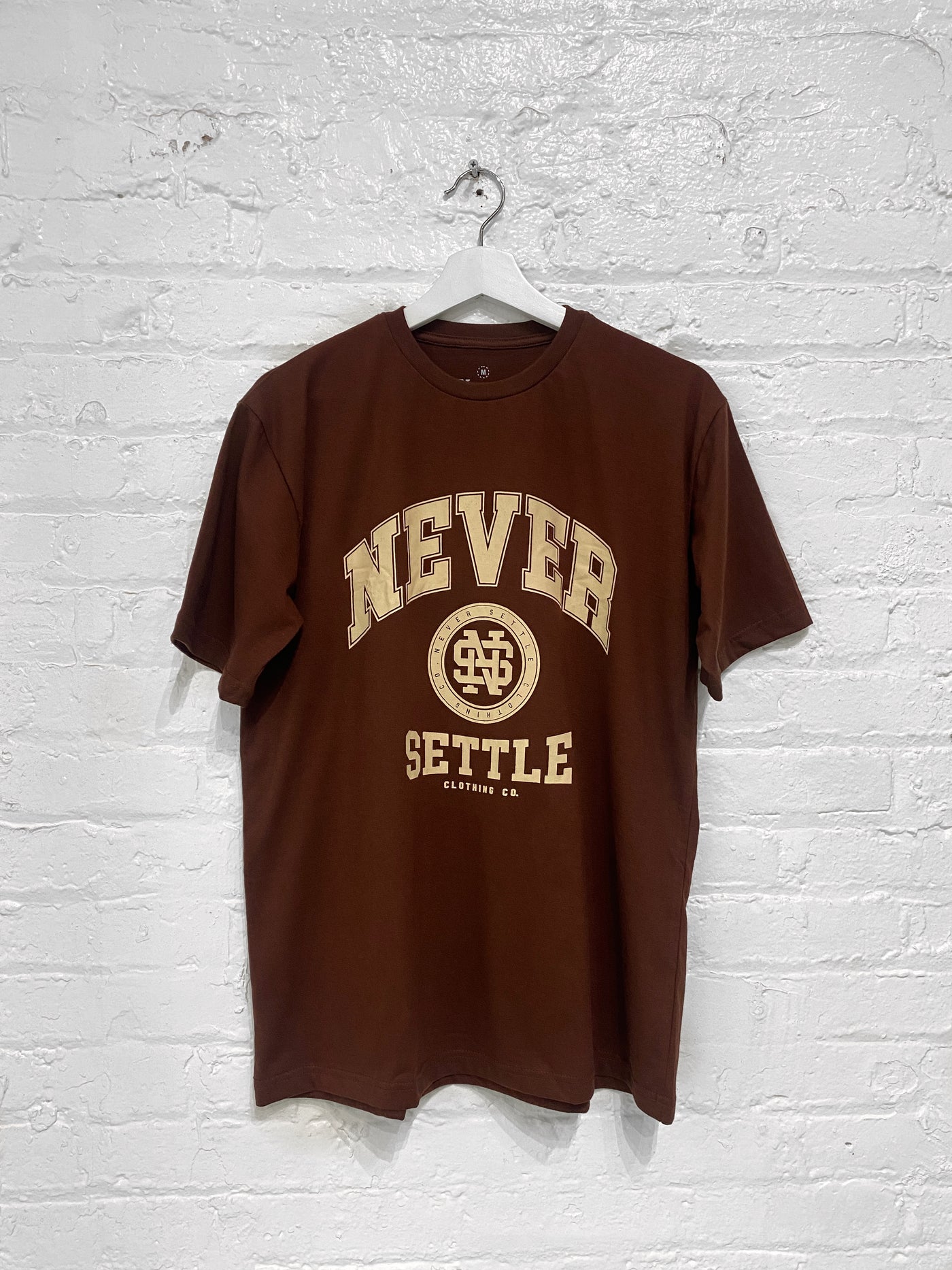 Collegiate Tee(Brown)